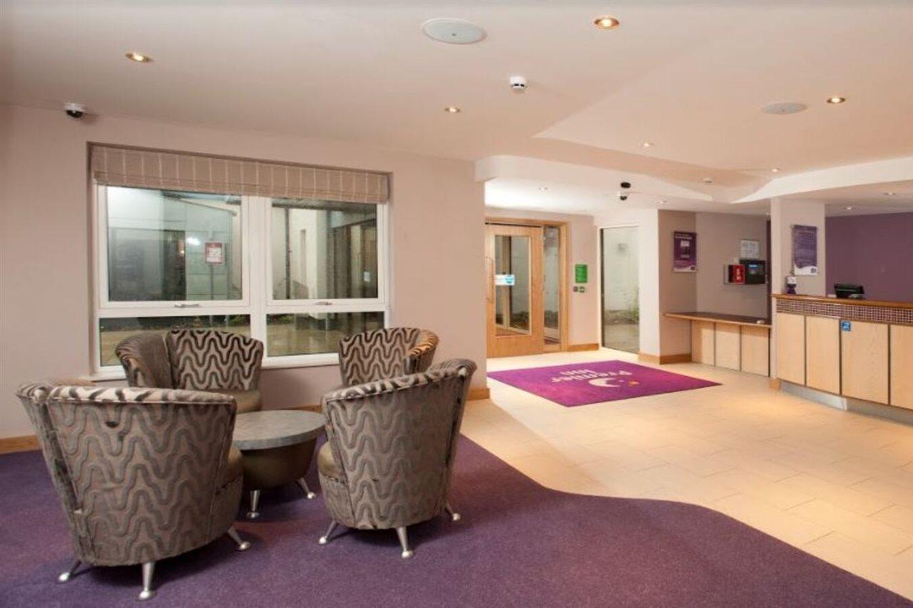 Premier Inn Derry / Londonderry ภายนอก รูปภาพ