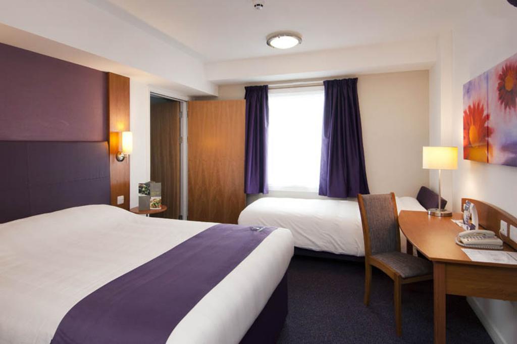 Premier Inn Derry / Londonderry ห้อง รูปภาพ