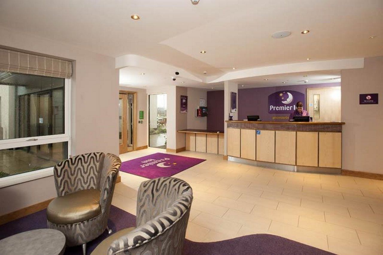 Premier Inn Derry / Londonderry ภายนอก รูปภาพ