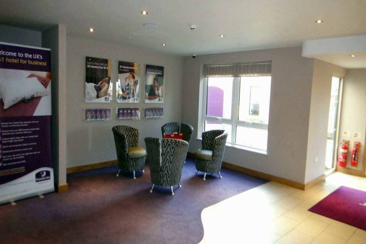 Premier Inn Derry / Londonderry ภายนอก รูปภาพ